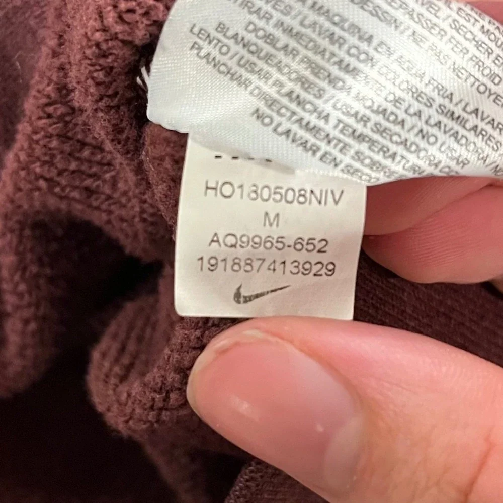 Nike Hoodie Womens Medium Burgundy Cropped Logo Pullover Activewear